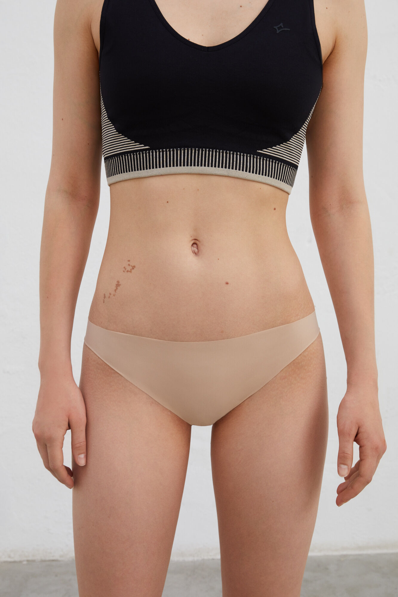 Dash and Stars Paket od 2 klasične gole gaće laserskog reza