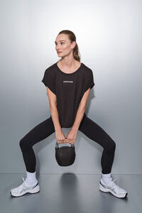 Dash and Stars Crna majica od vrlo mekano tkanina