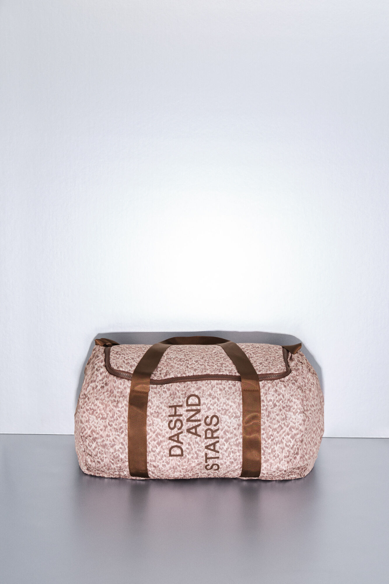 Dash and Stars Sklopiva sportska ta&scaron;na sa životinjskim printom