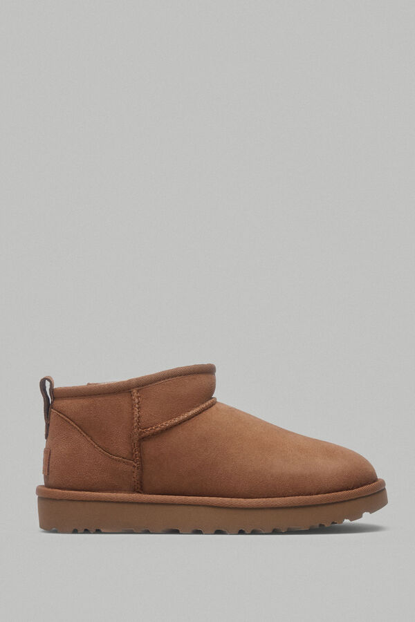 Ugg Bota Classic Ultra Marr&oacute;n