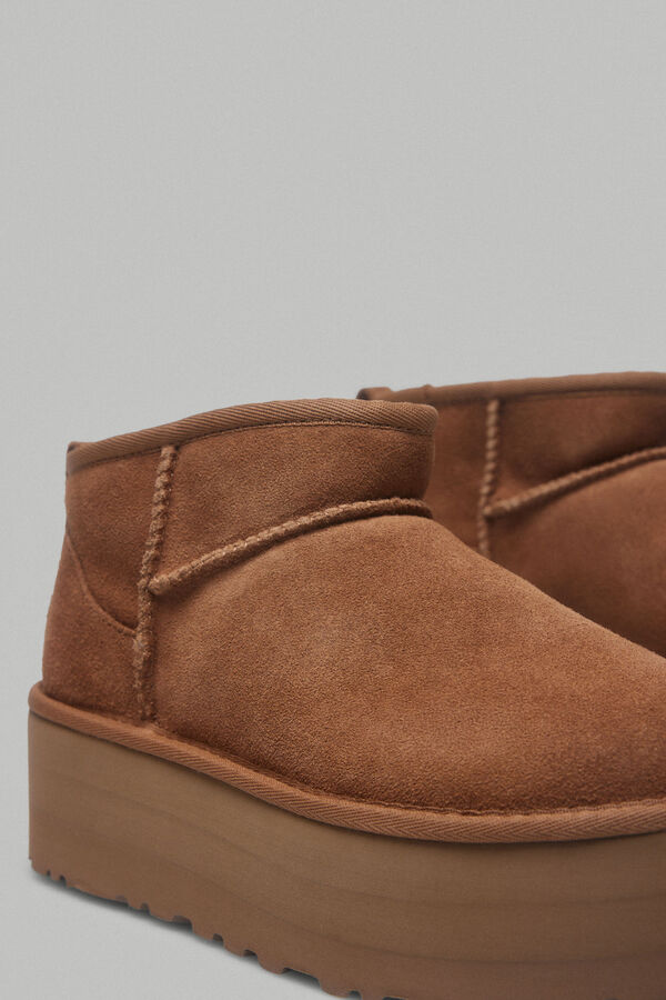 Ugg Bota Classic Ultra Plataforma Marrón