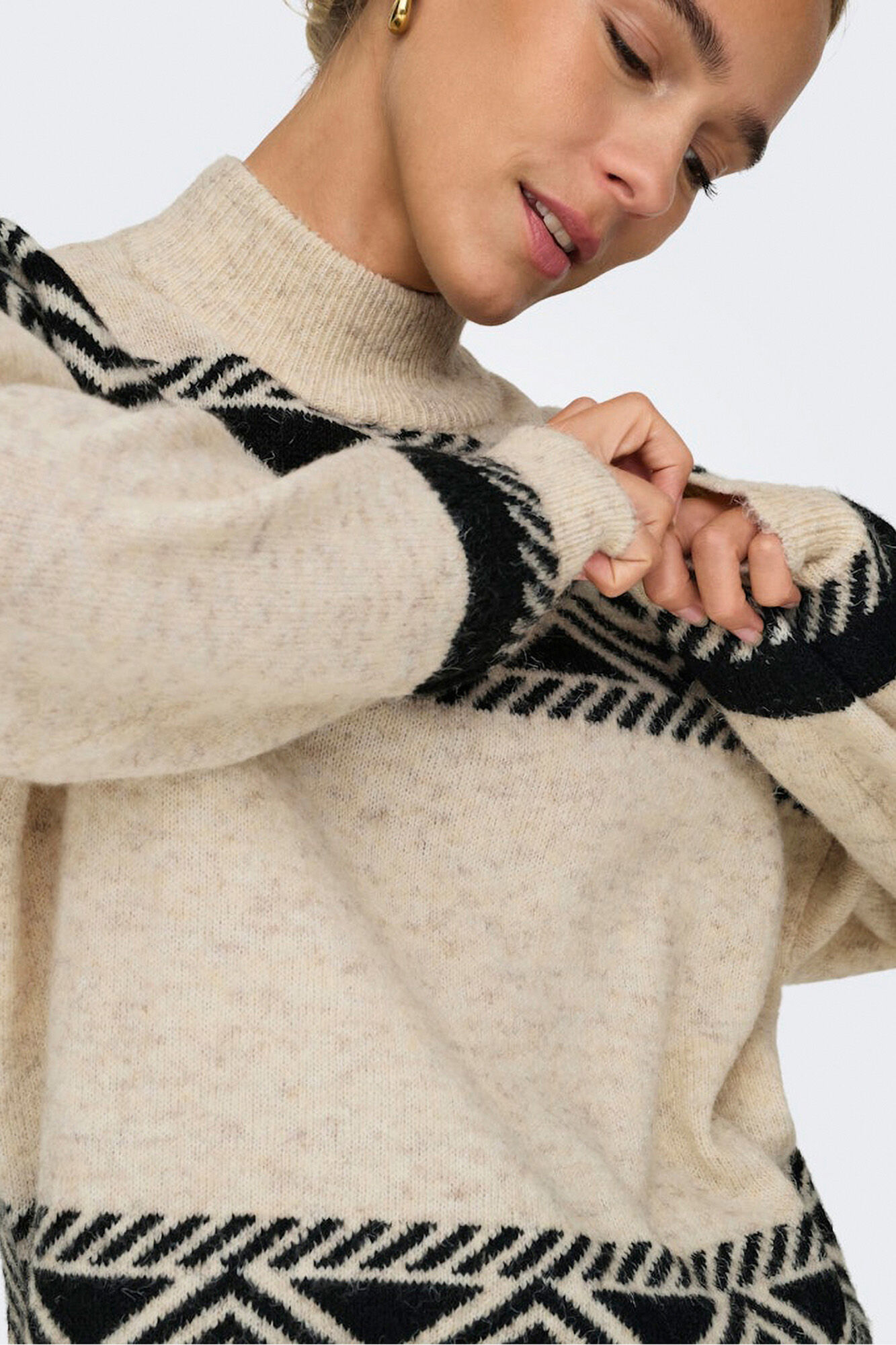 Only Detalhe da borda de Camisola