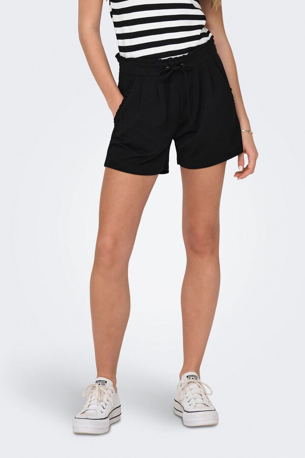 JDY Short detalle ondulado negro