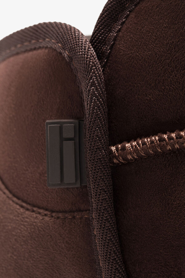 D. Franklin Low Nordic ankle boots nude