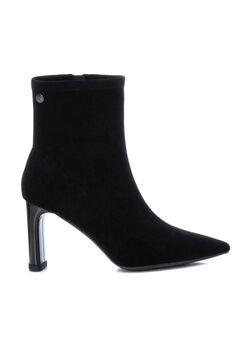 Springfield Women's formal heeled ankle boot by the brand Xti black