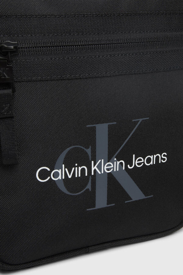 Springfield Mala de tiracolo Calvin Klein Jeans homem preto