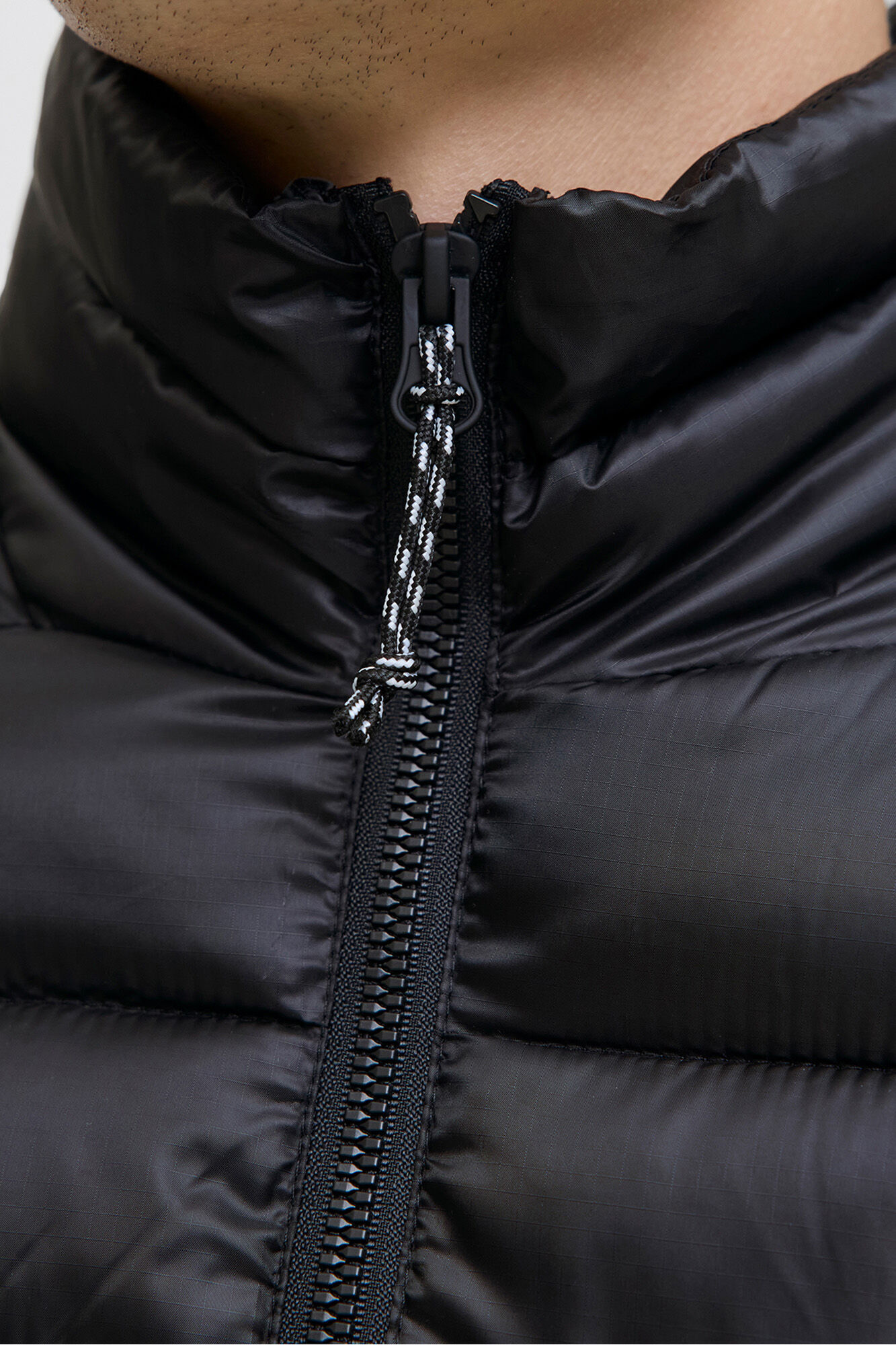 Jack & Jones PLUS Blus&atilde;o acolchoada leve PLUS