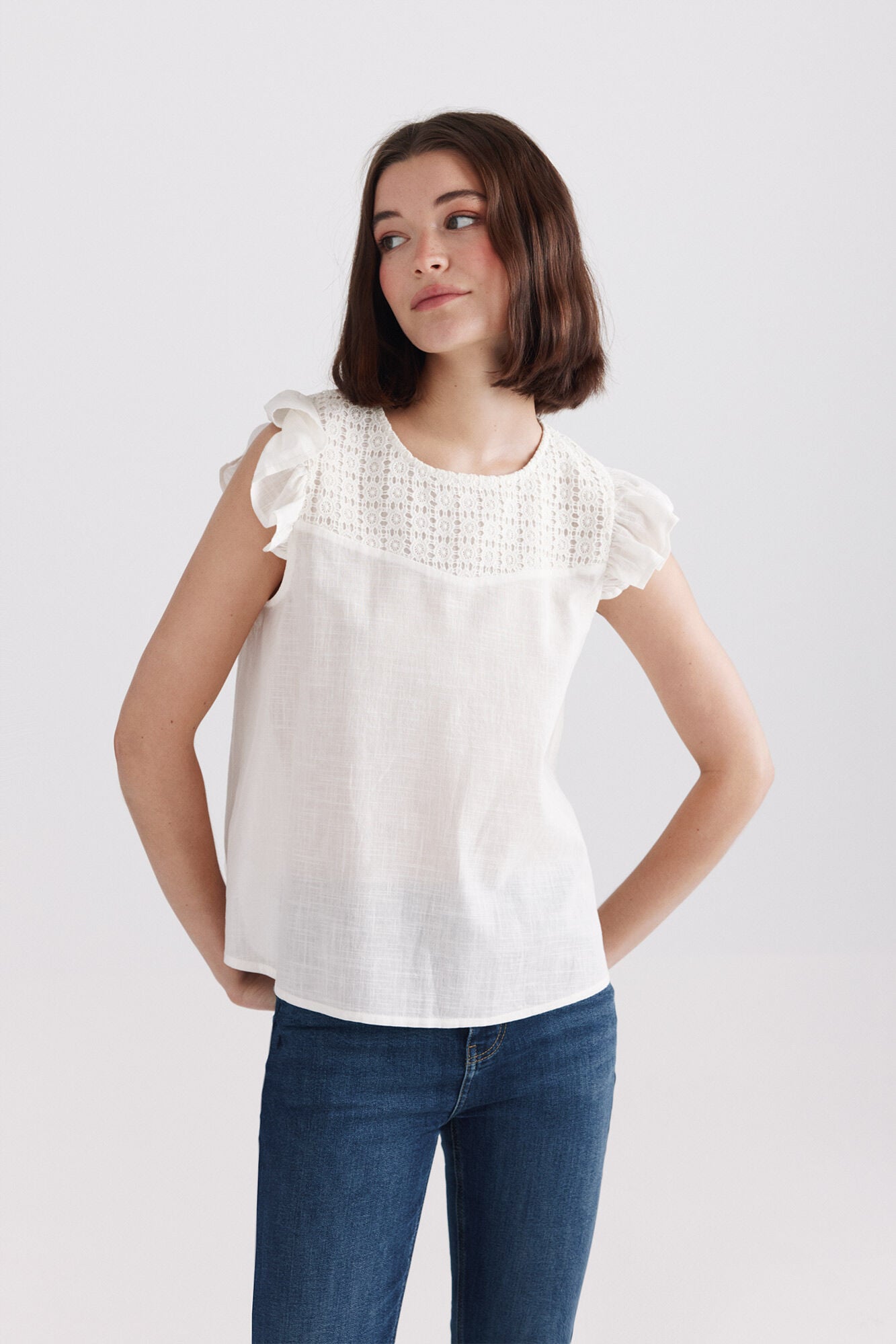Springfield Crochet ruffle blouse
