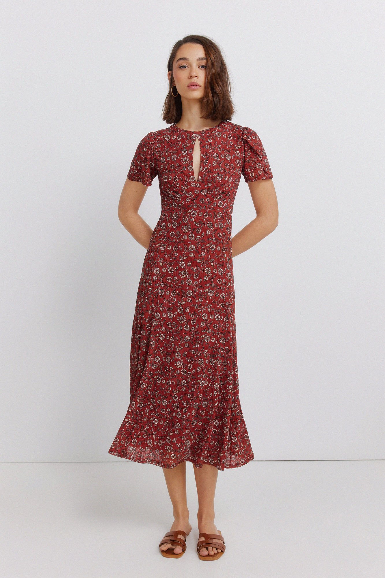 Springfield Printed midi choker-neck dress