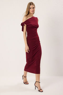 Trendyol Vestido maxi ajustado burdeos