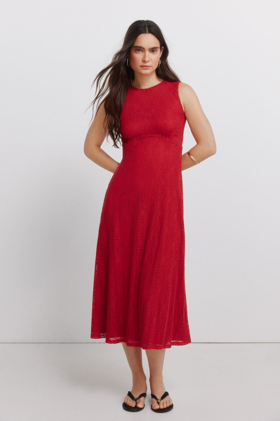 Vestido midi tirantes bordado