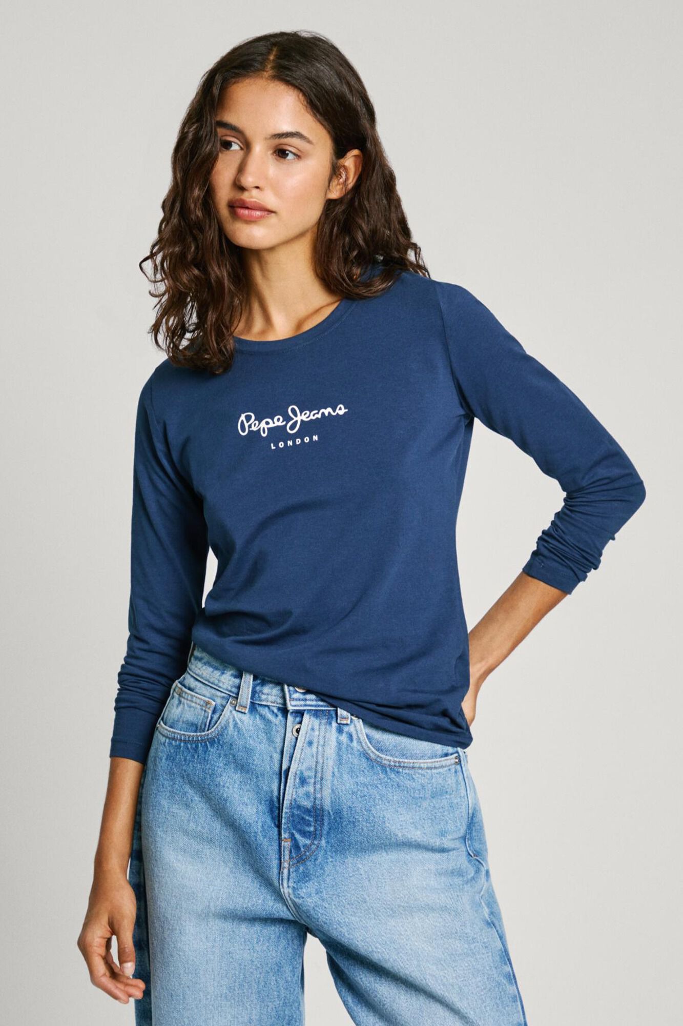 Pepe Jeans Camiseta b&aacute;sica de manga comprida com logo frontal