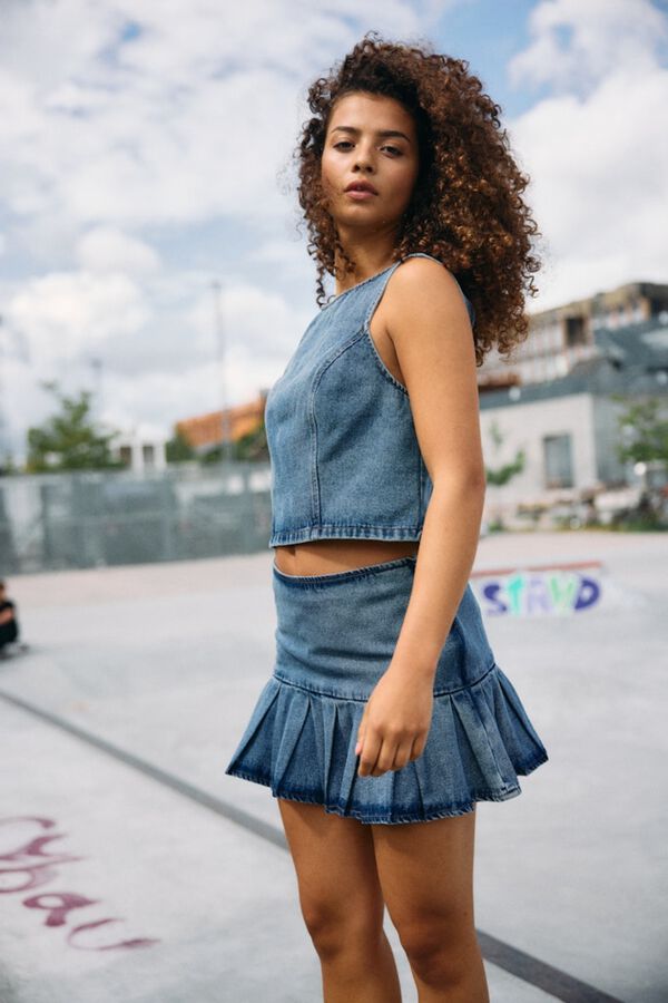 Noisy May Denim short skirt with ruffle blue