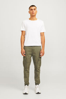 Pantalón cargo slim fit