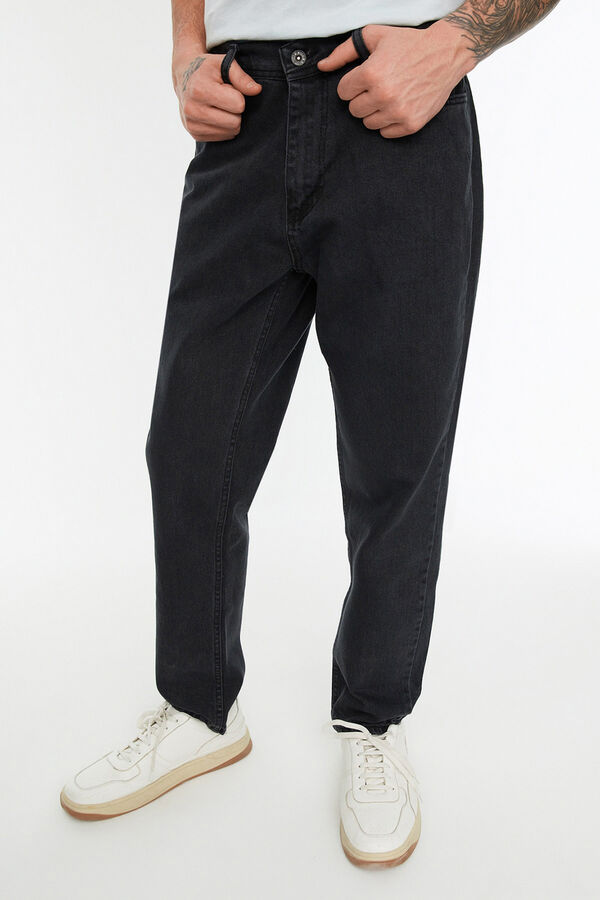 Trendyol Jeans retos de corte relaxado preto