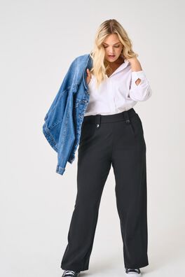 Pantalón con pinzas talla grande