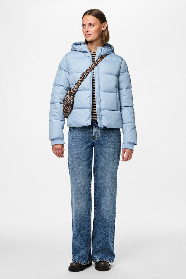 Pieces Short puffer coat Plava