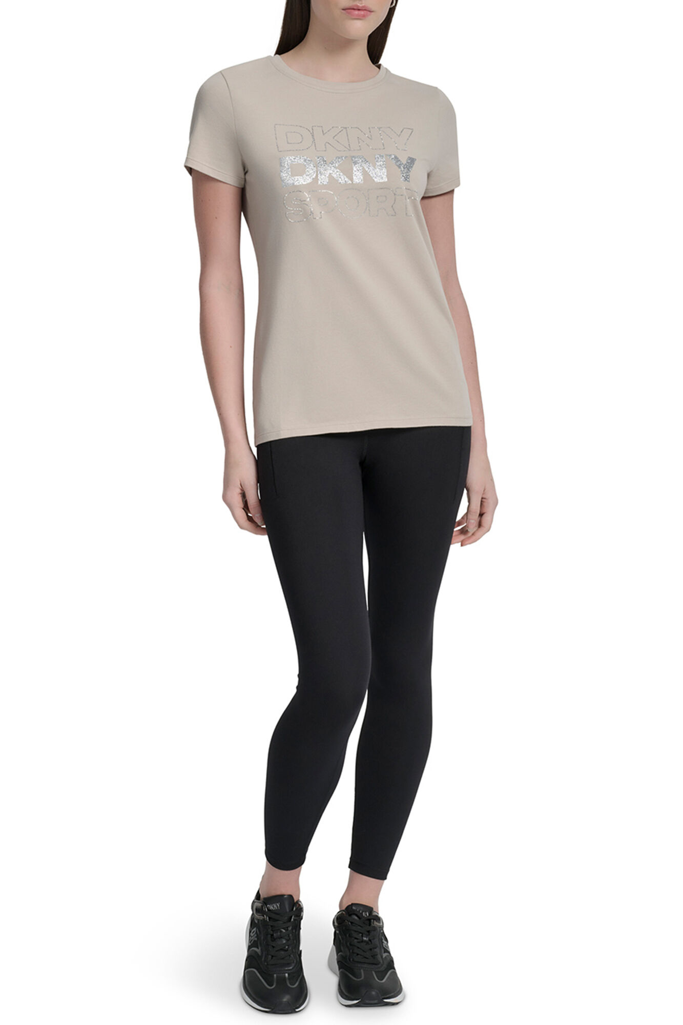 DKNY T-shirt com o logo da DKNY