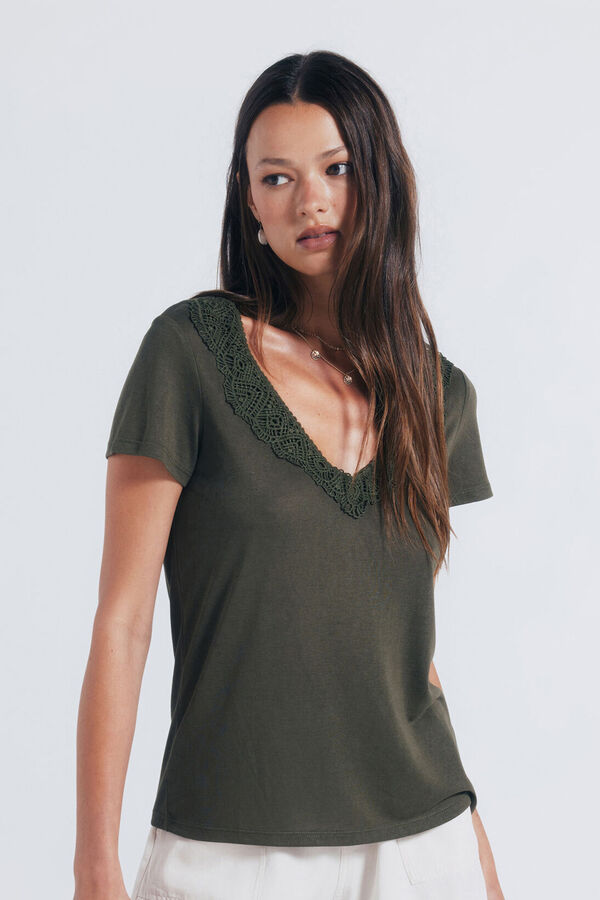 Springfield Crochet neckline T-shirt beige