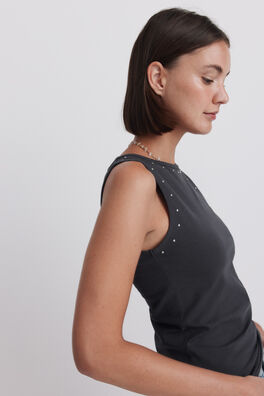 Camiseta sin mangas tachas
