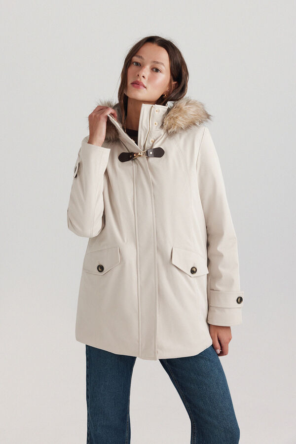 Springfield Parka with fur hood and buckle white