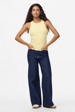 Pieces T-shirt b&aacute;sica tipo nadadora