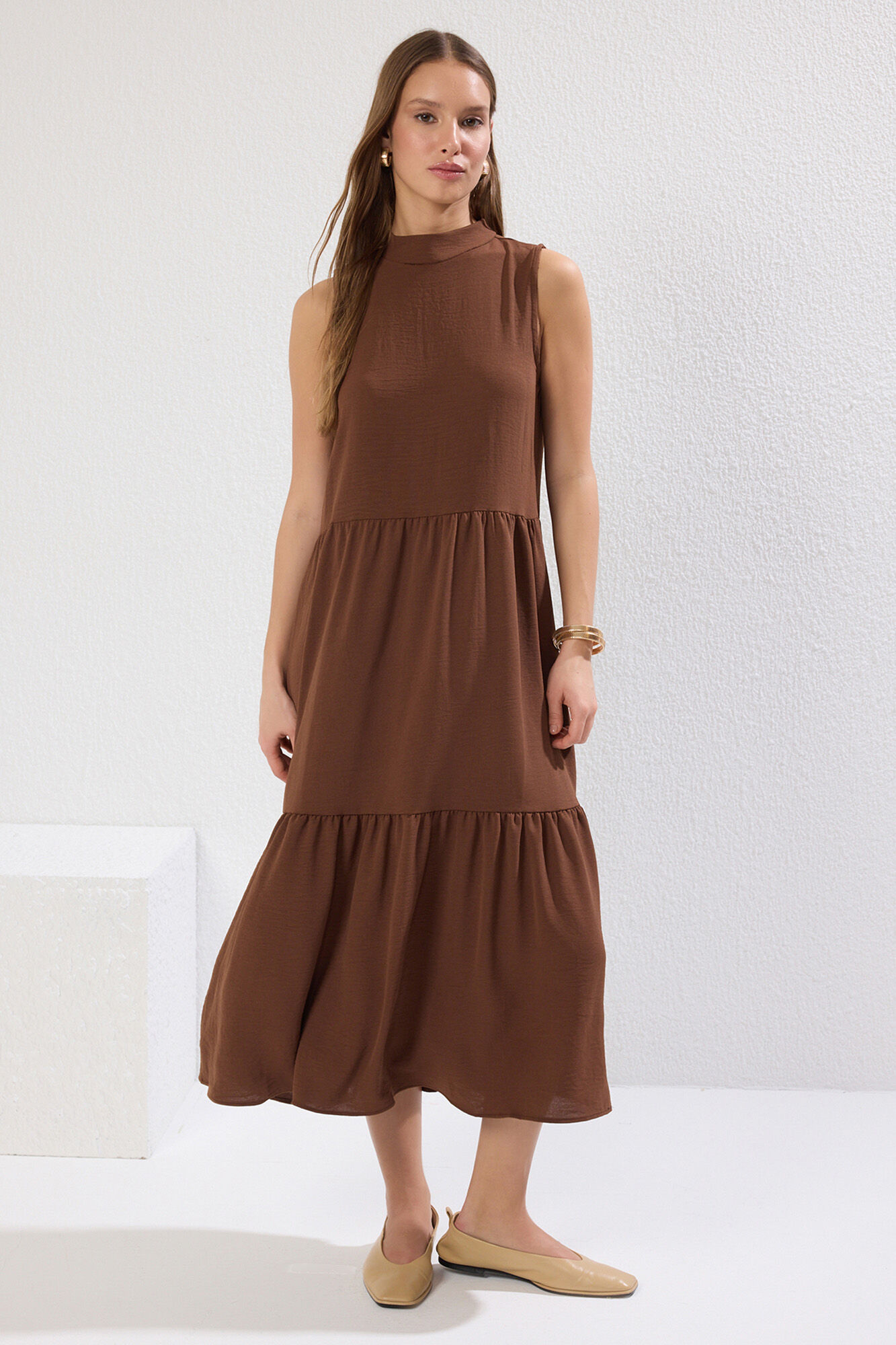 Trendyol Vestido midi recto sin mangas