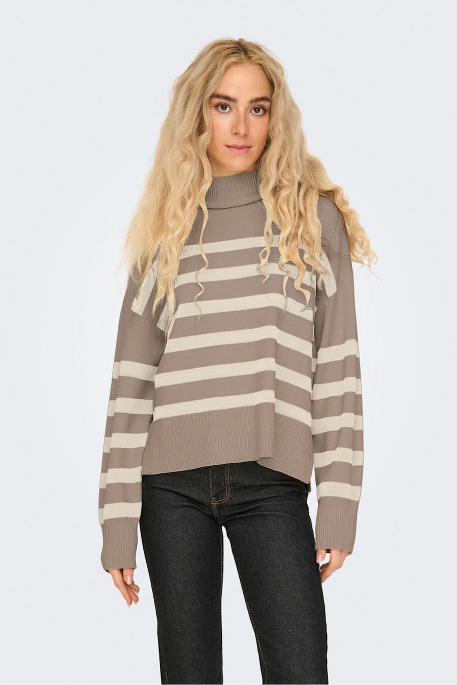 Jersey de rayas cuello alto