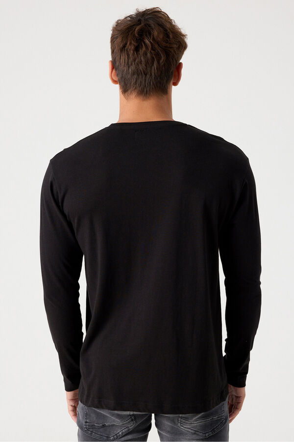 Inside T-shirt com estampado interna preto