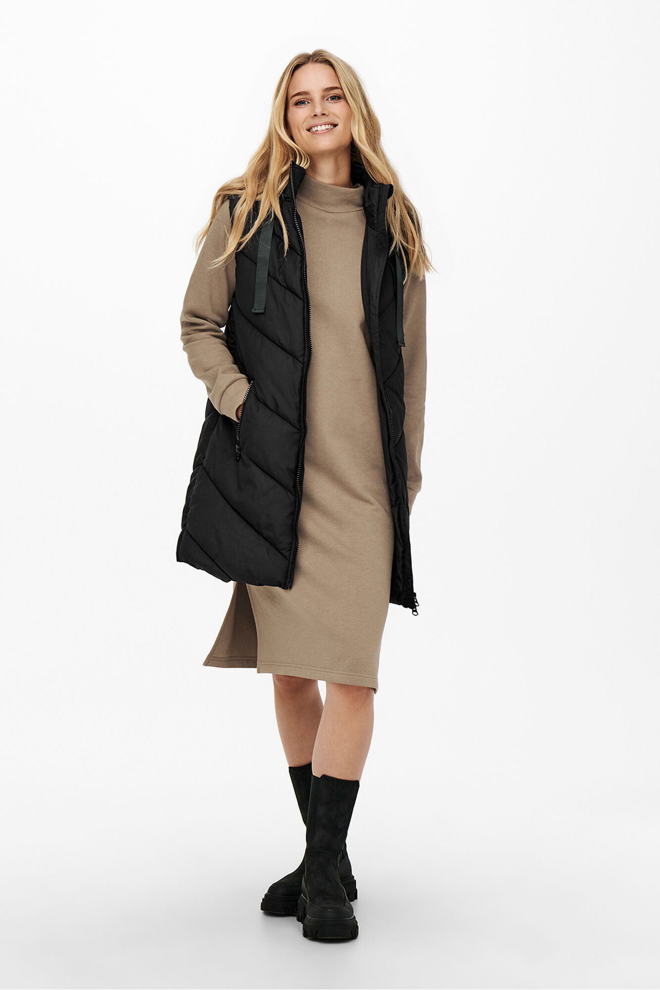 JDY Steppelt mell&eacute;ny