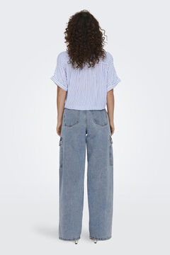 Only short sleeve crop shirt