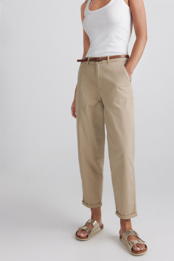 Springfield Cal&ccedil;as chino com cinto camel