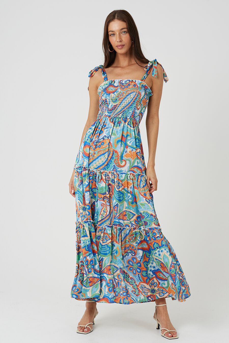 Vestido largo con detalle fruncido