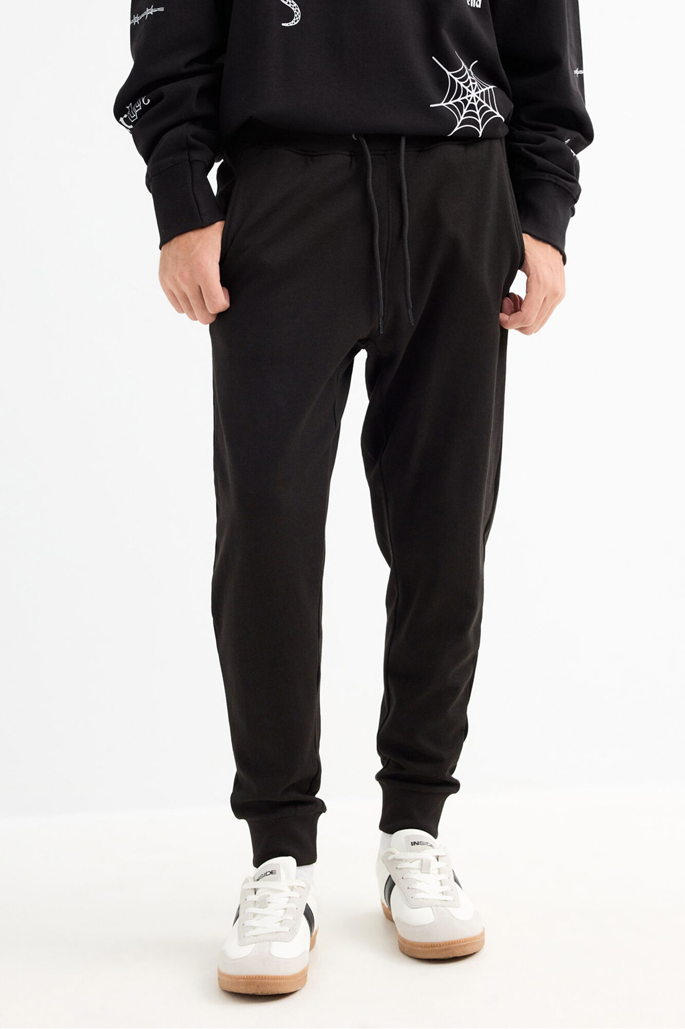 Inside Pantal&oacute;n Jogger B&aacute;sico