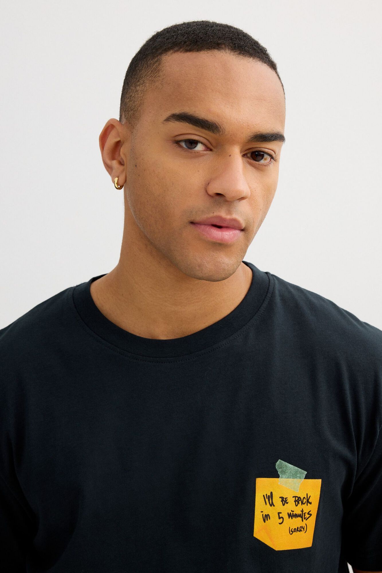 Inside T-shirt com bolso