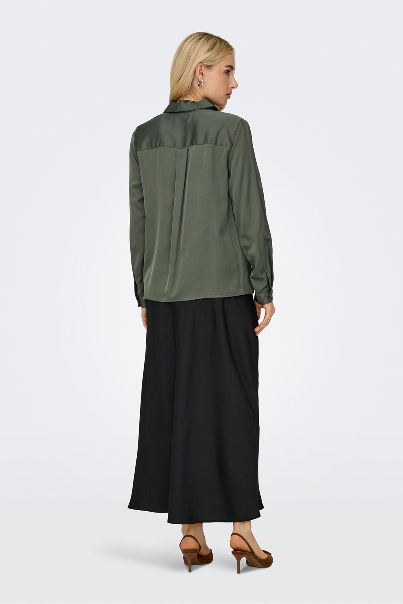 Only camisa de cetim