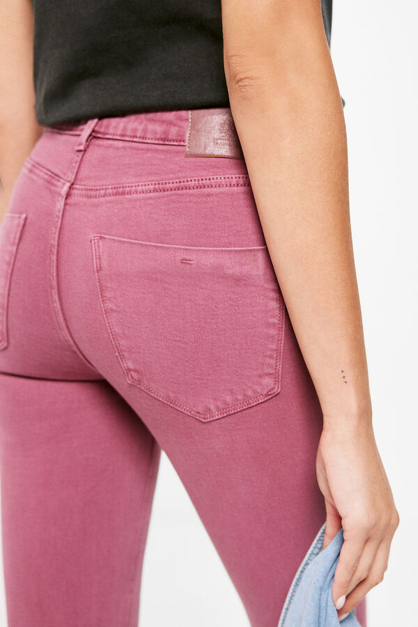 Springfield Jeans Slim Cropped Lavado Sostenible fucsia