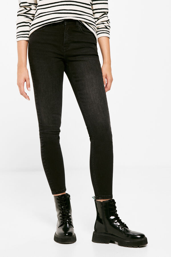 Springfield Jeans Slim Cropped Lavado Sostenible negro