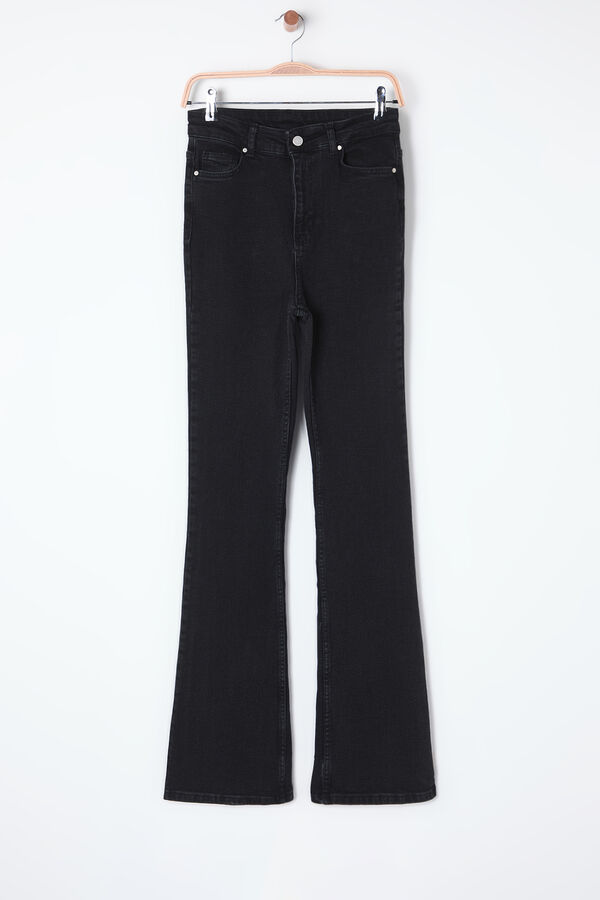 Trendyol Jeans flare de cintura alta preto