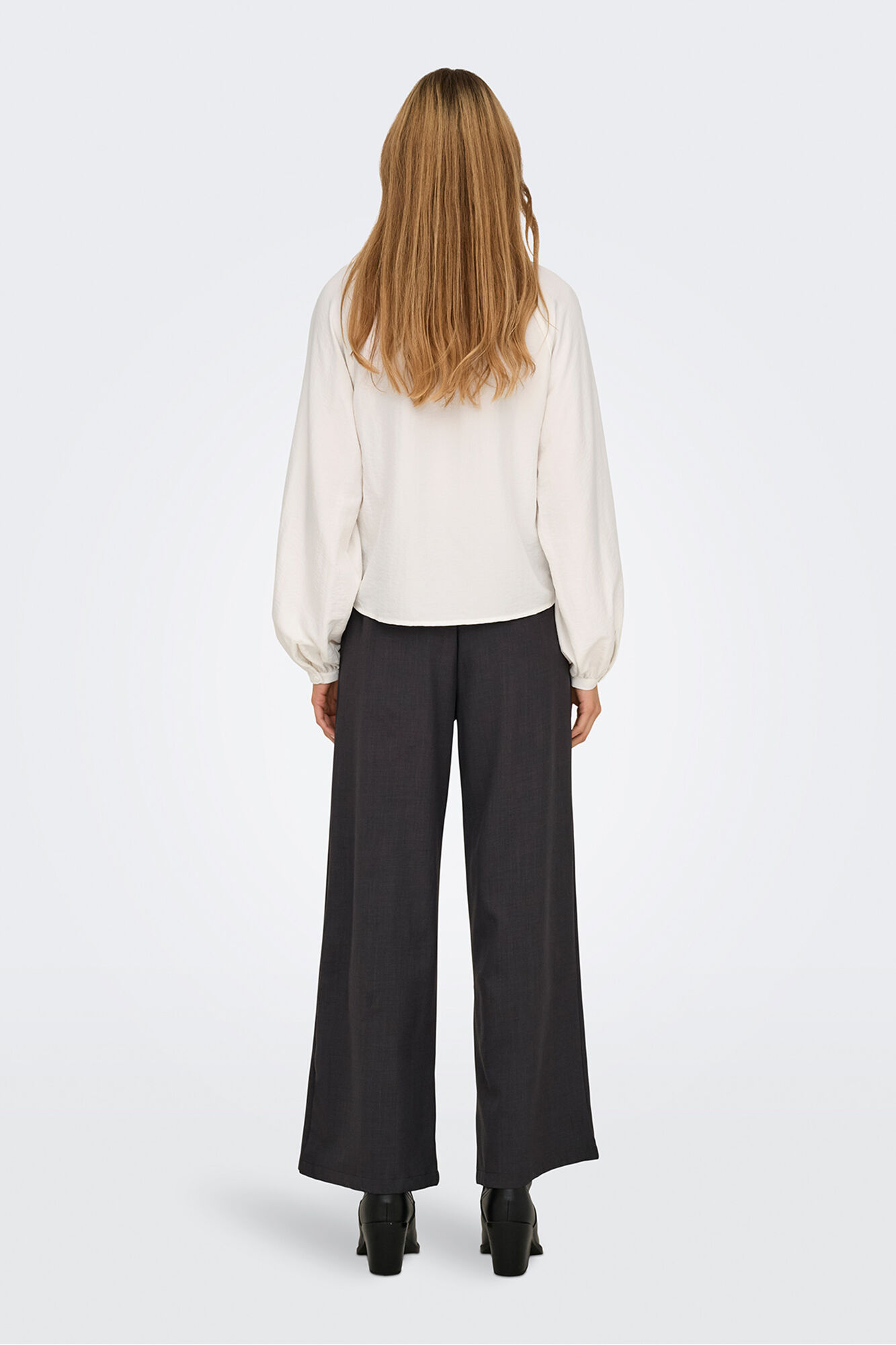 JDY Camisa manga larga bordada