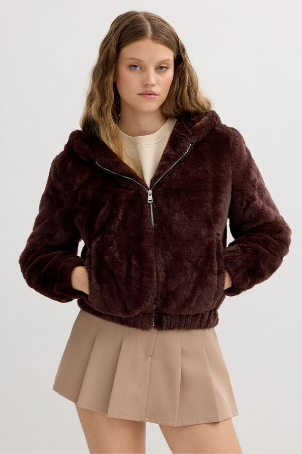 Inside Cazadora Pelo Con Capucha marr&oacute;n