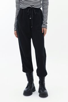 Oxxo Pantal&oacute;n jogger bolsillos