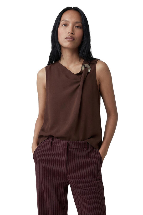 Koton Blusa accesorio met&aacute;lico tostado