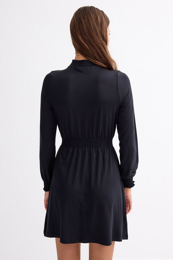 Inside Vestido Manga Larga Cuello Sub negro