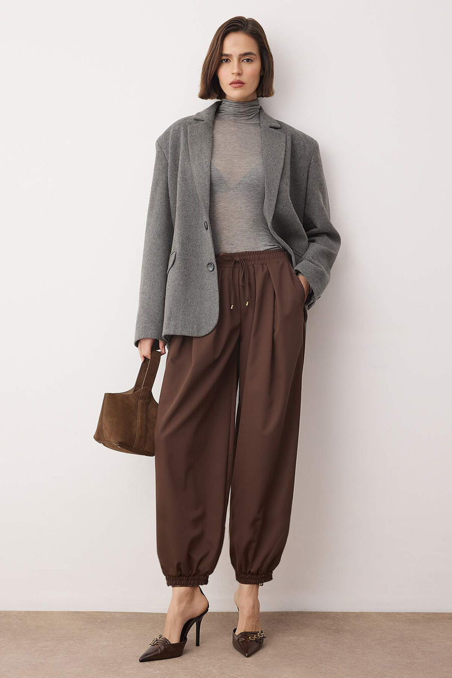 Pantalones bombachos fluídos