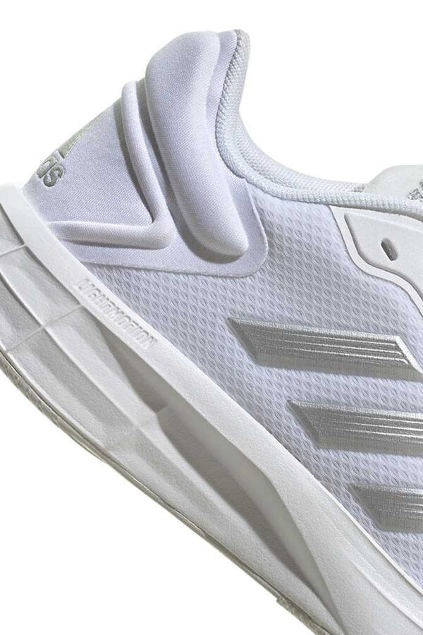 Springfield Sneakers Adidas Duramo 10 CORE – treina com elas onde e como quiseres. Estas sapatilhas de running versáteis permitem correr no ginásio, em pistas ou ao ar livre. Mantém os pés frescos e confortáveis apesar do calor. schwarz
