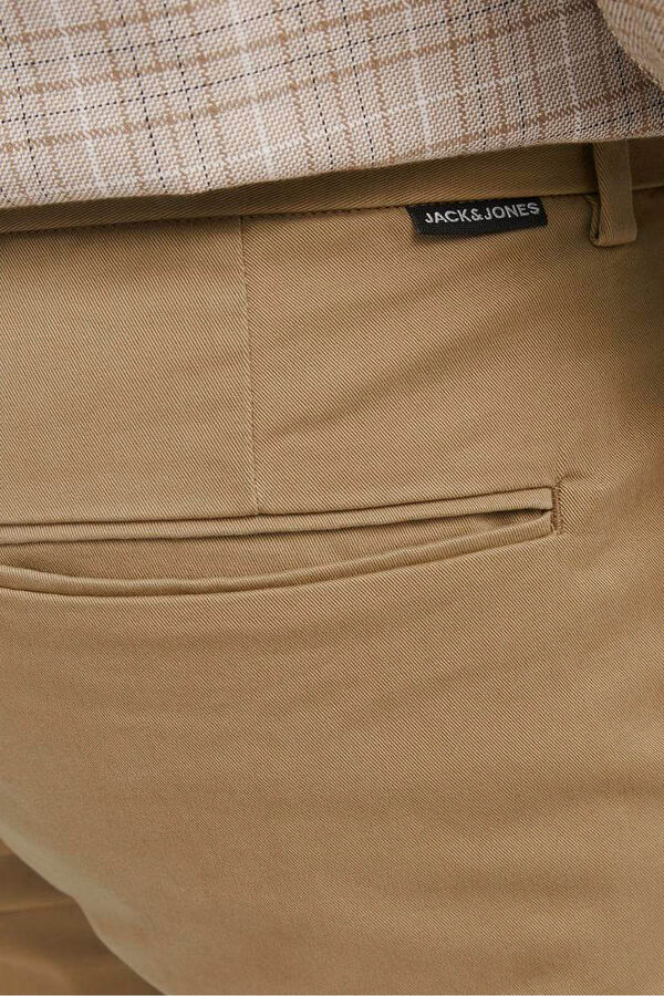 Jack & Jones Pantal&oacute;n chino de corte relajado tostado