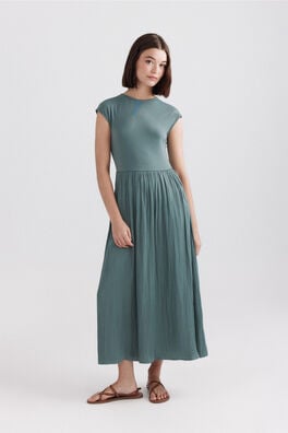 Vestido midi bimateria