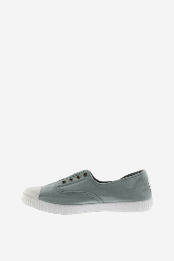 Victoria Canvas plimsolls green