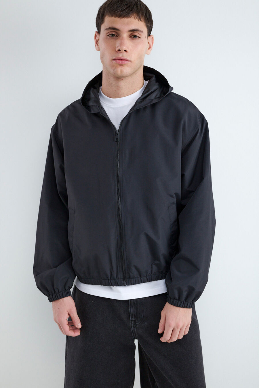 Chaqueta cortaviento ligera